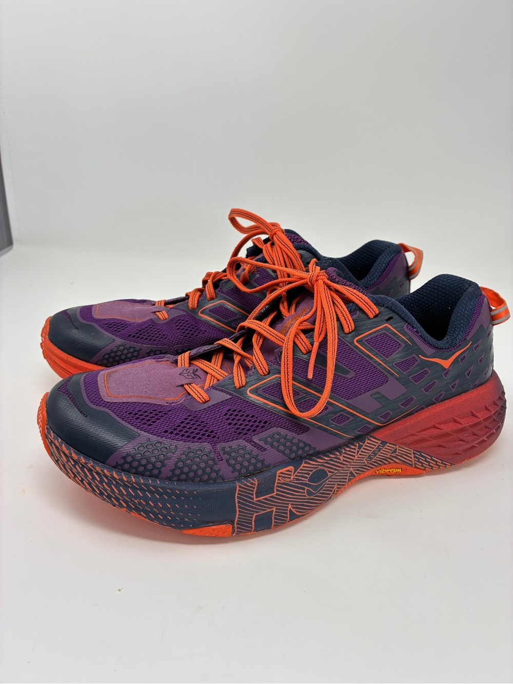 HOKA ONE ONE Speedgoat 2 Men’s Trail Running Sneakers Red Mesh Low Top 9.5